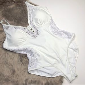 White One Piece Swimsuit NWOT Crotchet Design 3X